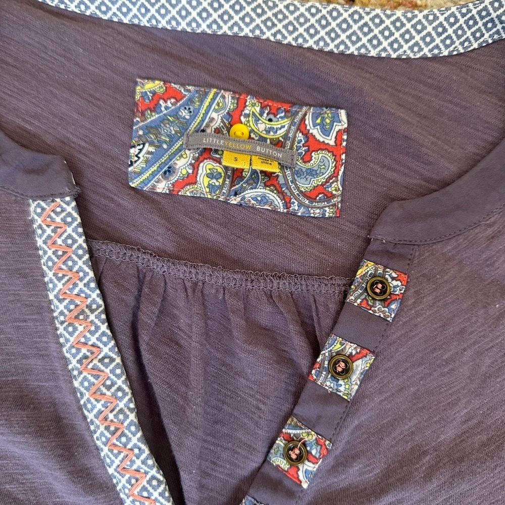 Anthropologie Little Yellow Button Calantha Tee Purple Pocket Long Sleeve Small - Picture 10 of 11